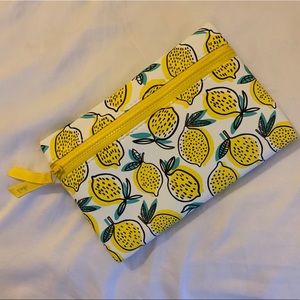 Lemon Day: Makeup Bag